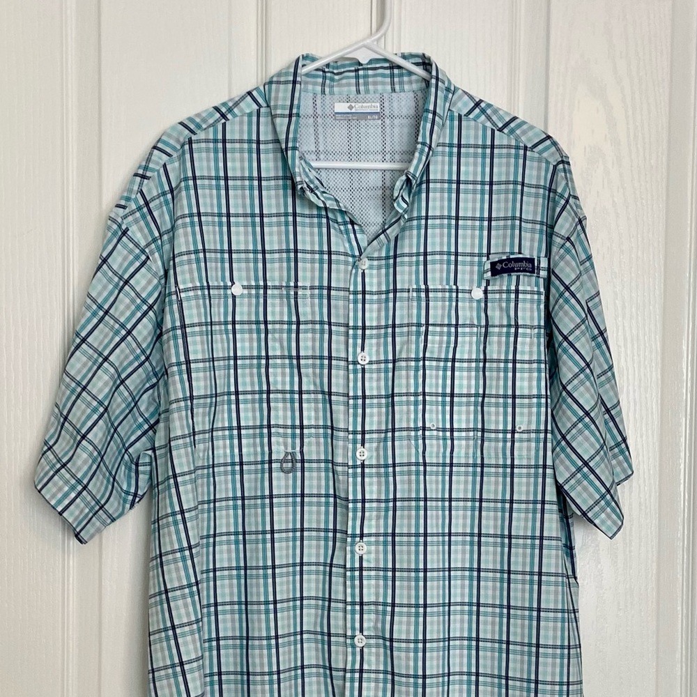 Columbia Men’s Button Down Fishing Shirt